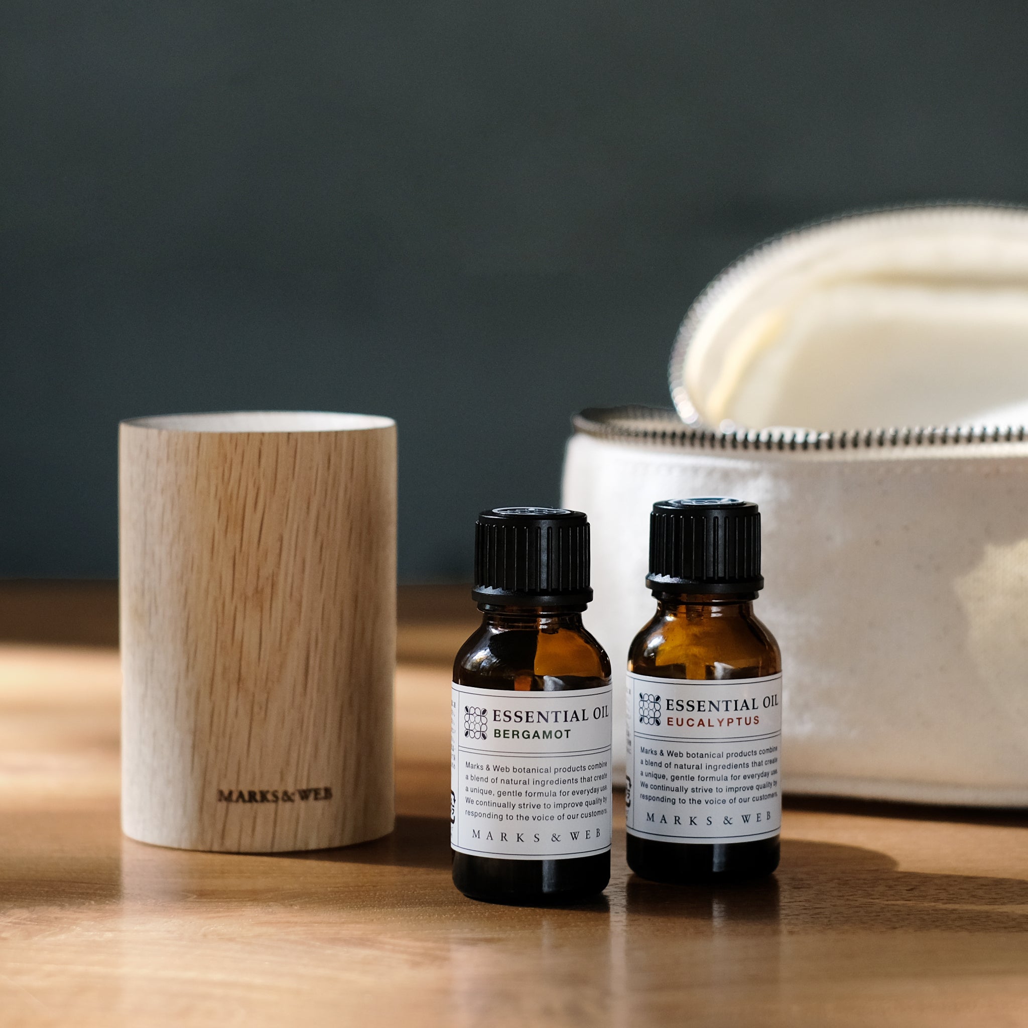 エッセンシャルオイル｜エッセンシャルオイル｜MARKS&WEB