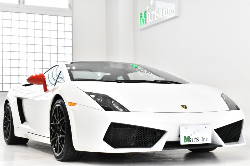 ランボルギーニ ガヤルド LP560-4 eギア 4WD ビアンコ・ロッソ 正規