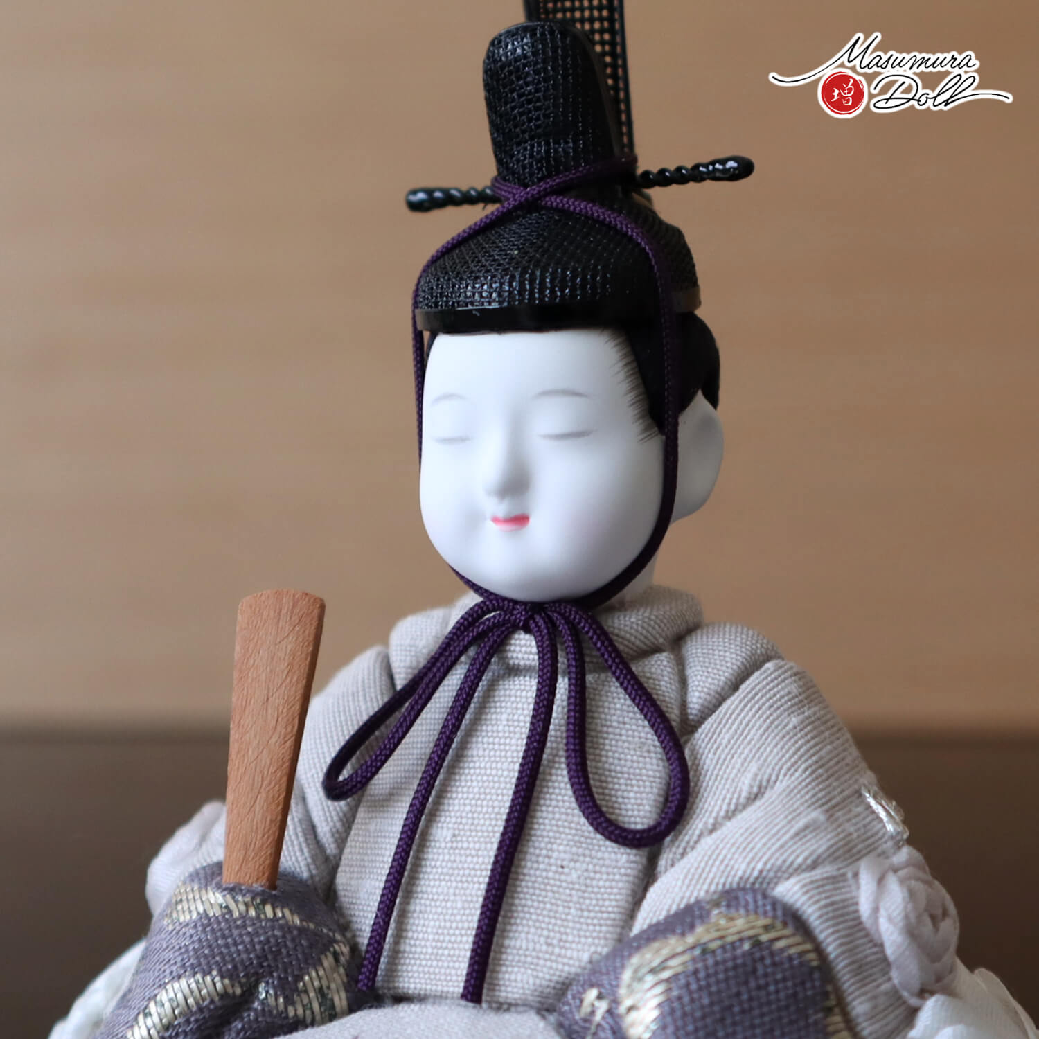 新作 三世・金林真多呂作 正絹 本手刺繍 彩華雛 伝統的工芸品 7号 済美