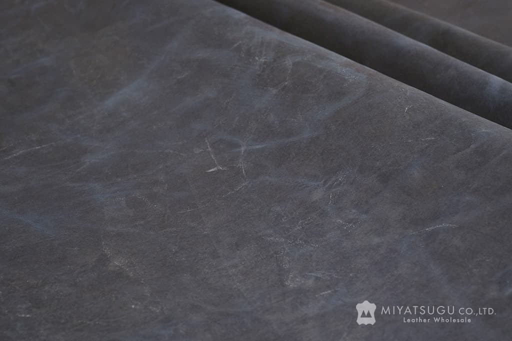 江戸の藍染めレザー・モストロ（牛半裁・藍染め）｜革販売ミヤツグ