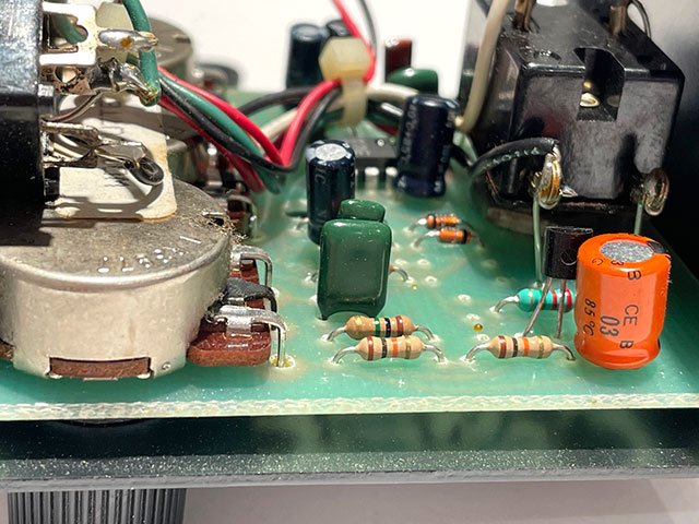 RAT Blackface 1988: エフェクター｜三木楽器公式通販サイト