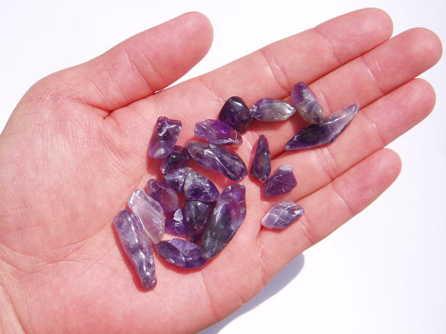 100袋限定特価！＞【アメジスト（紫水晶）玉砂利】1kg 最も高級な