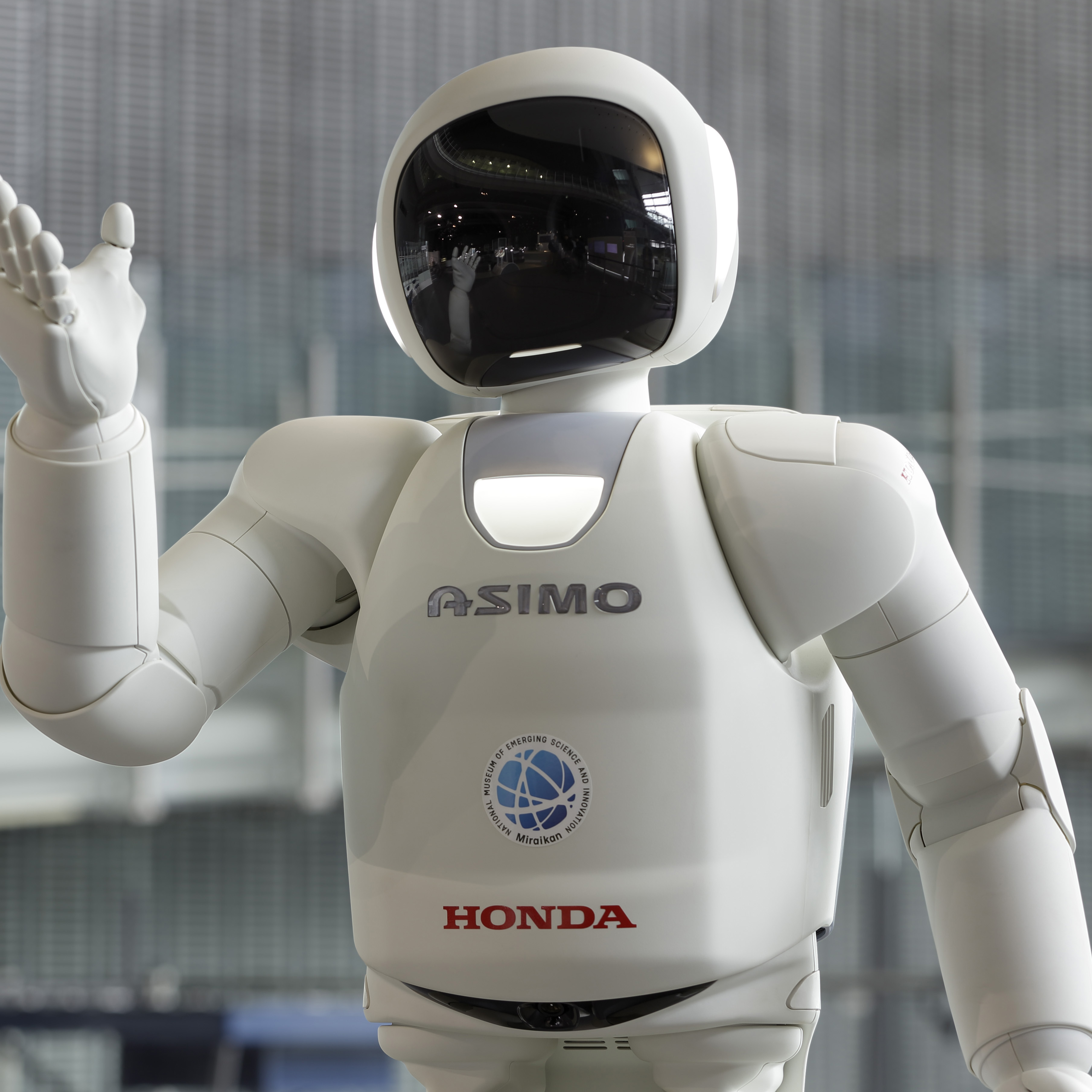 ヒューマノイドロボット ASIMO（2002～2022） | 日本科学未来館 (Miraikan)