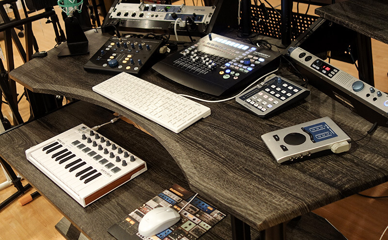 Pro Style DTM専用デスク KWDシリーズ