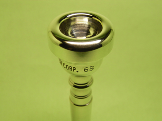 BACH 旧刻印 ニアピリオド 6ハーフAL 値下不可 細管 マウスピース 旧