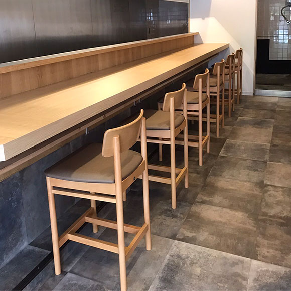 ミナスカウンター】クレス業務用和風カウンター椅子｜店舗家具NW