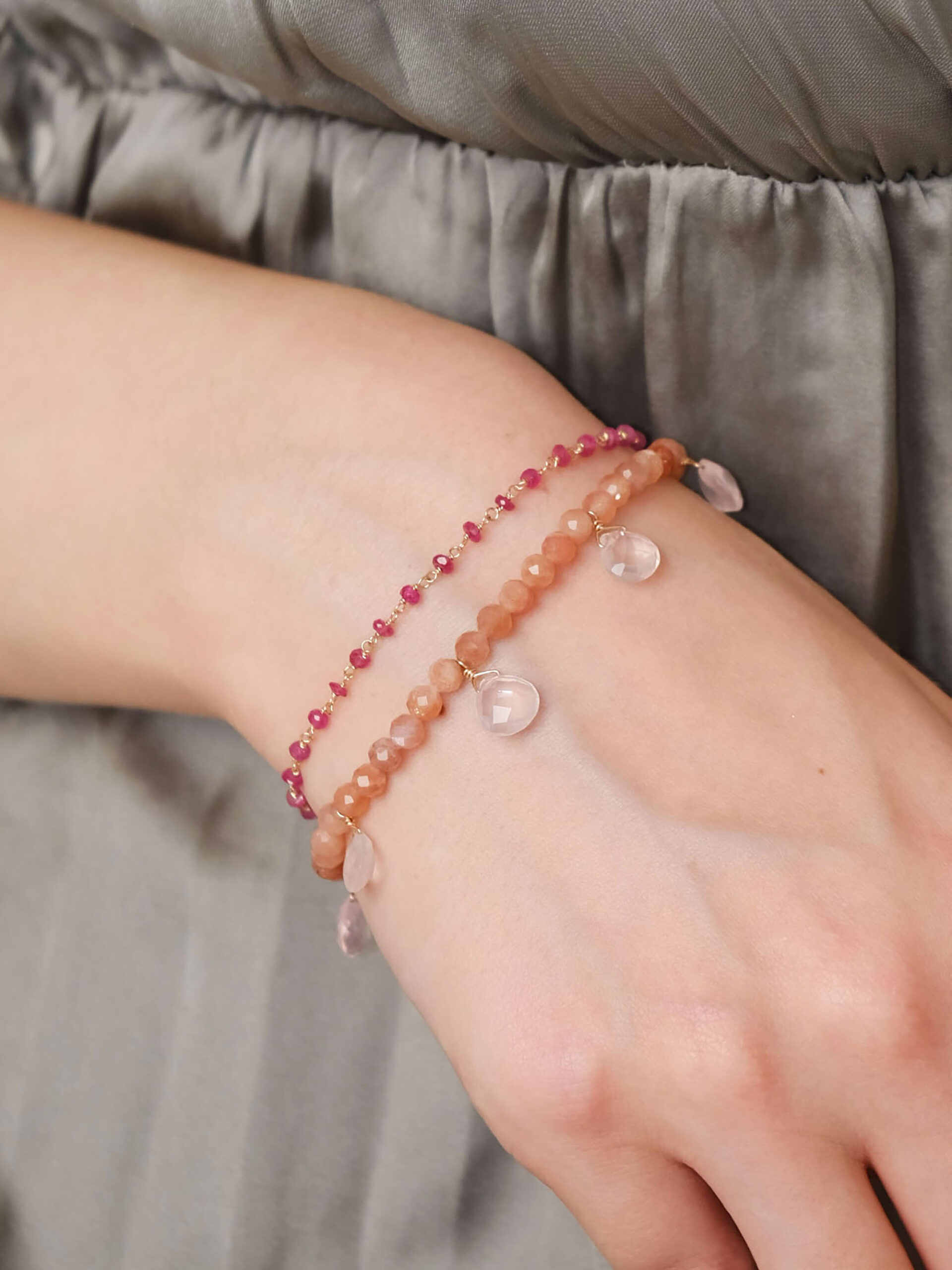 ポッピングストーンブレスレット（ローズクオーツ＆ムーンストーン