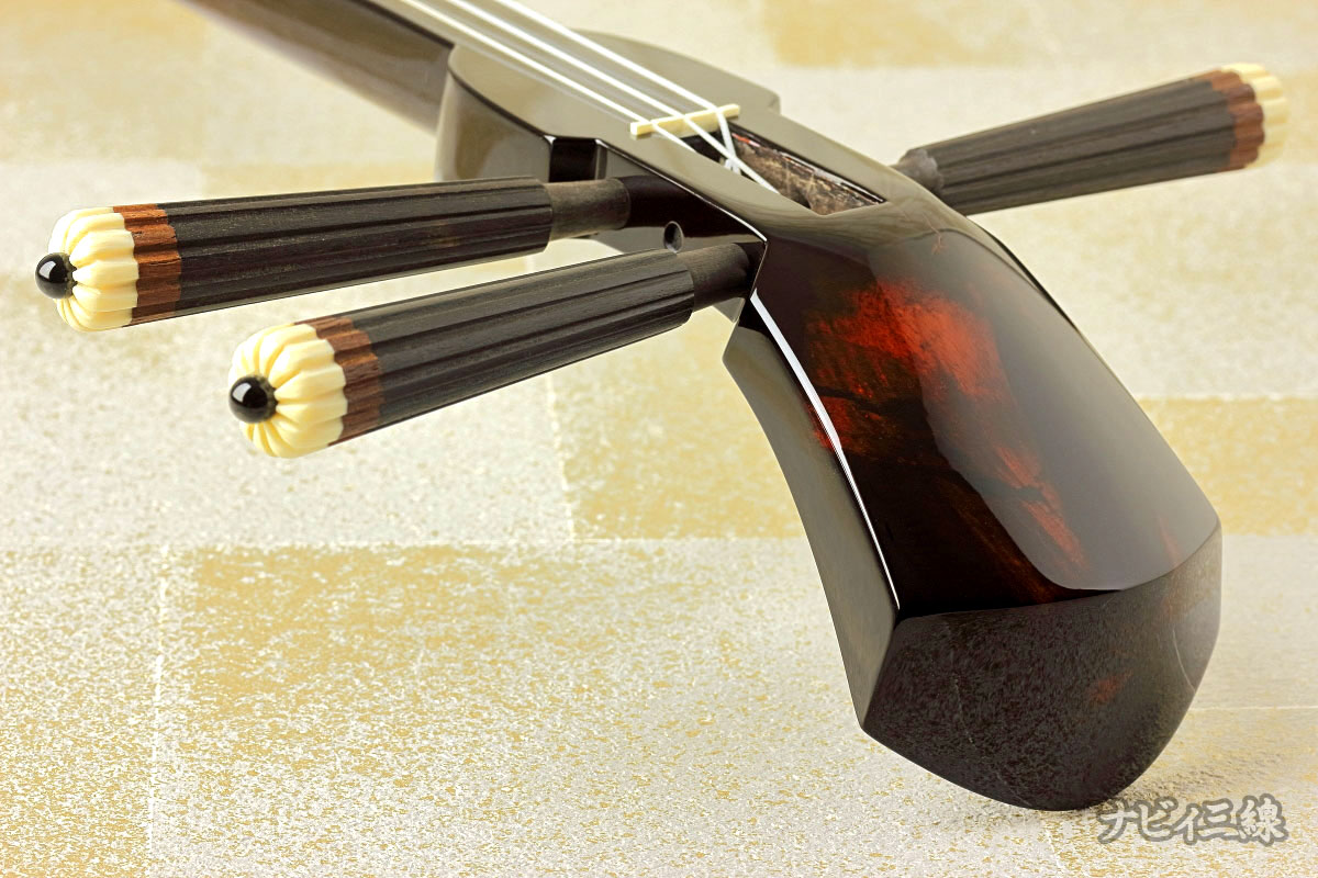 バ*ナ様 沖縄三線 【希少材八重山黒木】真壁型 糸洲作 バ*ナ様 沖縄