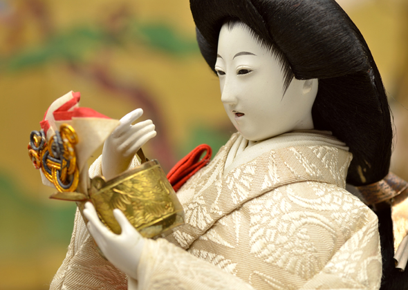 2018年2月 三人官女 公益財団法人鍋島報效会 徴古館