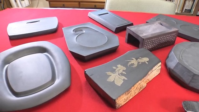 職人わずか2人に…長野の伝統工芸「龍渓硯」存続の危機 魅了された書家