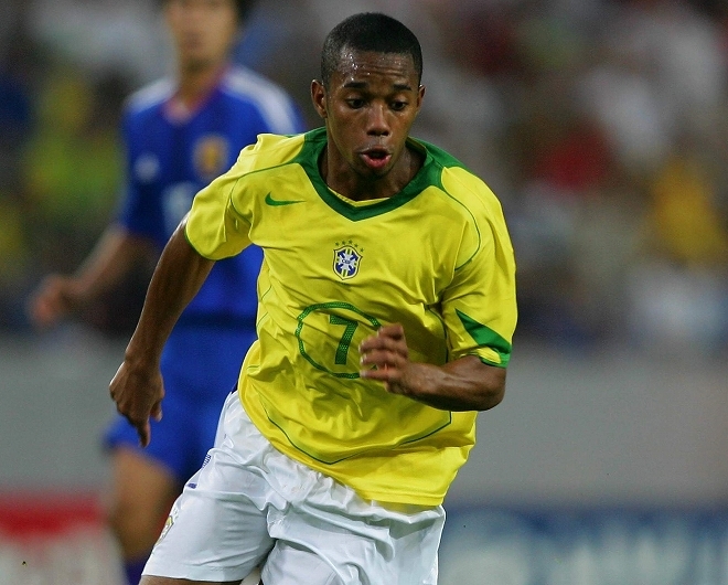 僕は最低賃金でプレーする」月給190円!? 元ブラジル代表の“10番”が異例