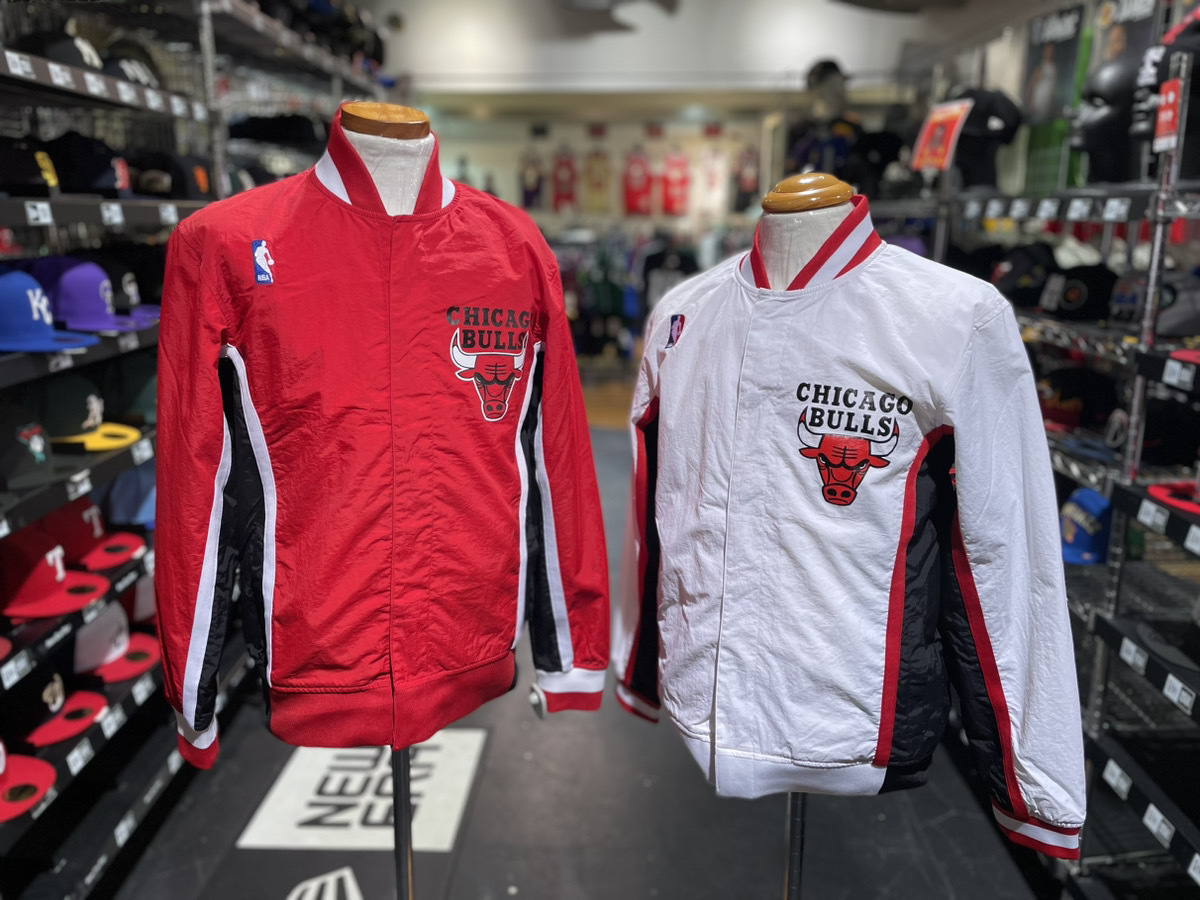 NBA】蘇る伝説👑シカゴ・ブルズ復刻アイテム特集《ジャケット編