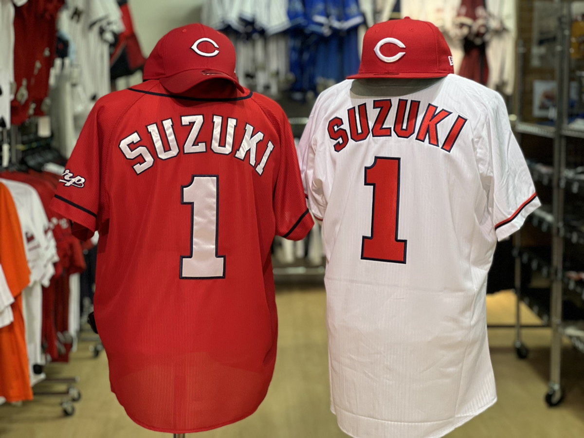 最強の右打者 鈴木誠也選手ユニフォーム絶賛発売中！ - 新宿店 野球