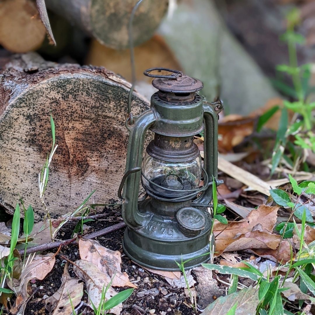 ヴィンテージランタン「フュアハンド（FEUERHAND）75 ATOM」 | 彩氷