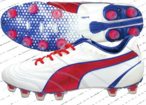 圧倒的なフィット感！プーマの最新国産モデルスパイク | サカイク