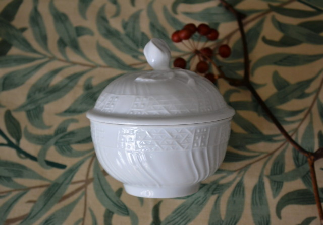 フッチェンロイター ドレスデンホワイト シュガーポット HUTSCHENREUTHER