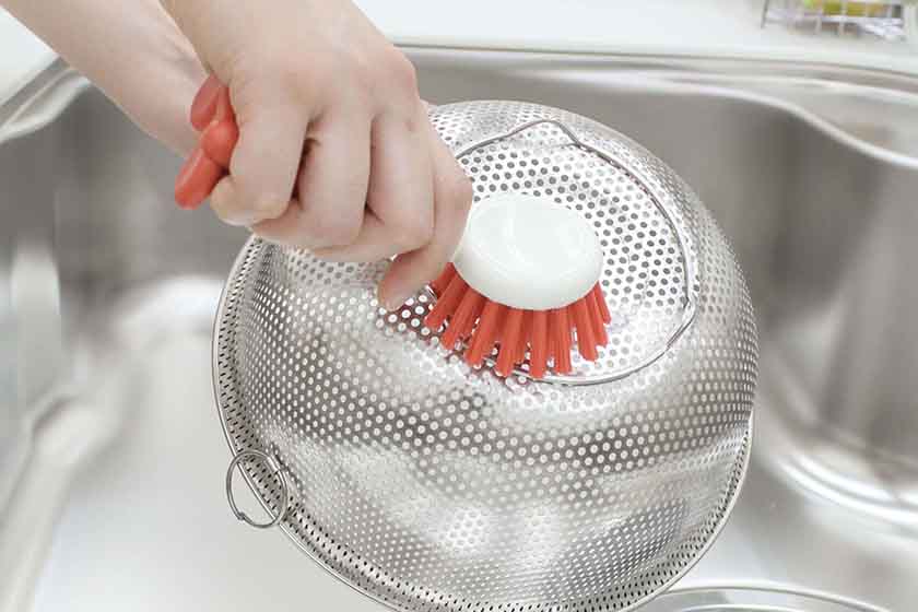 ニコット キッチンブラシ まるちゃん | サンベルム株式会社