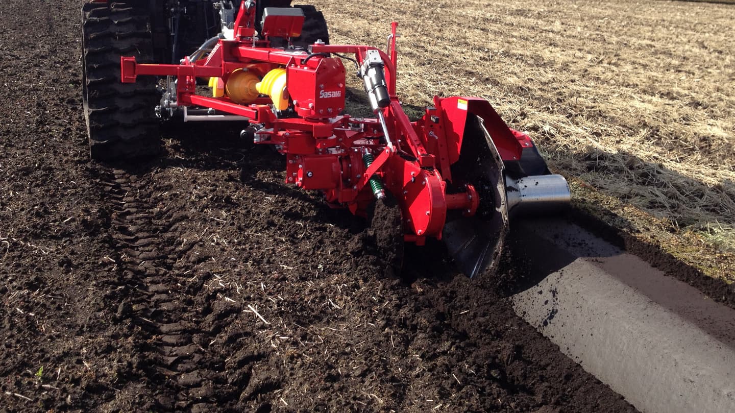 リバースあぜぬり機 カドヌールKV152│株式会社ササキコーポレーション