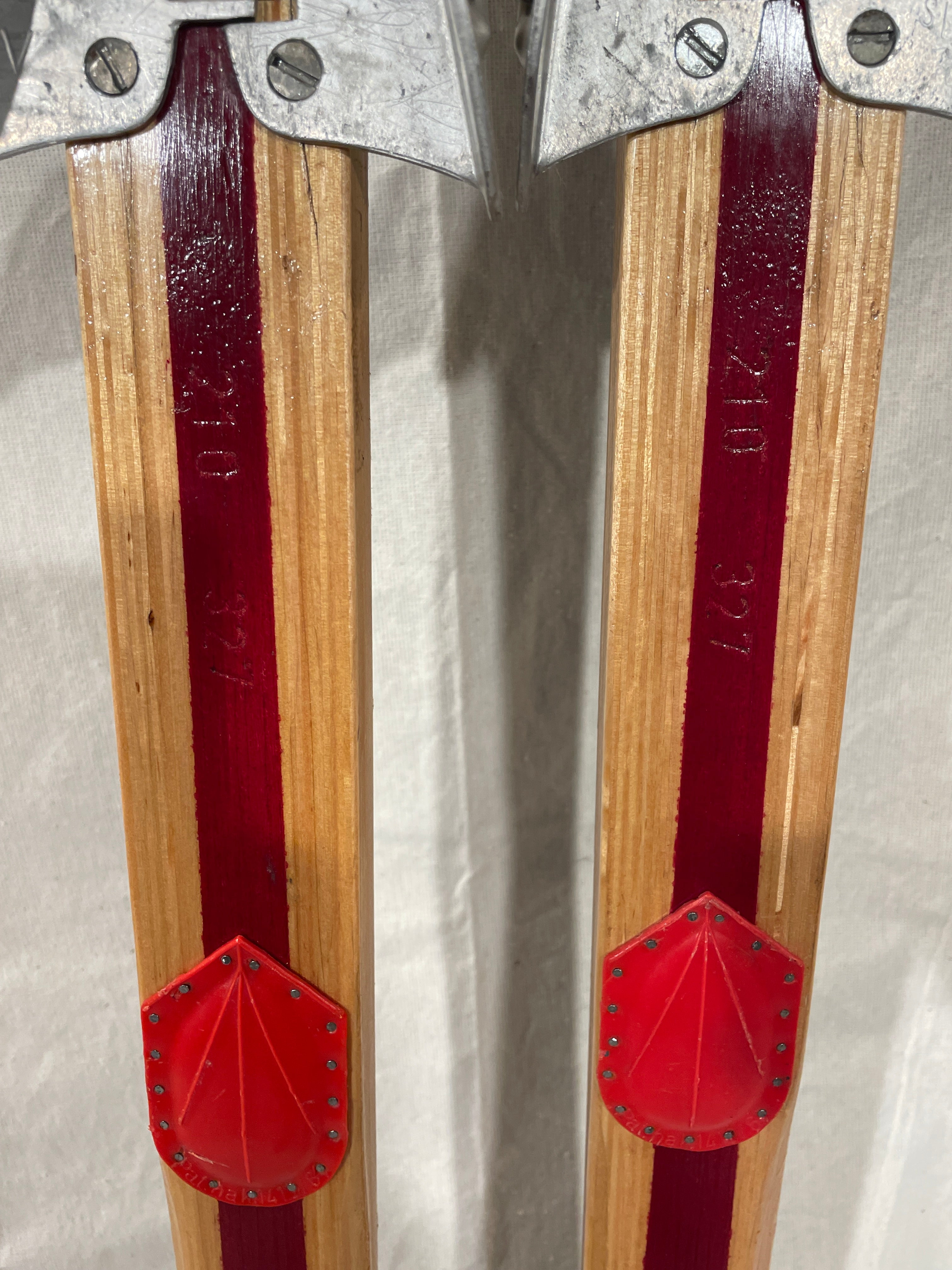 210cm Esko Järvinen 