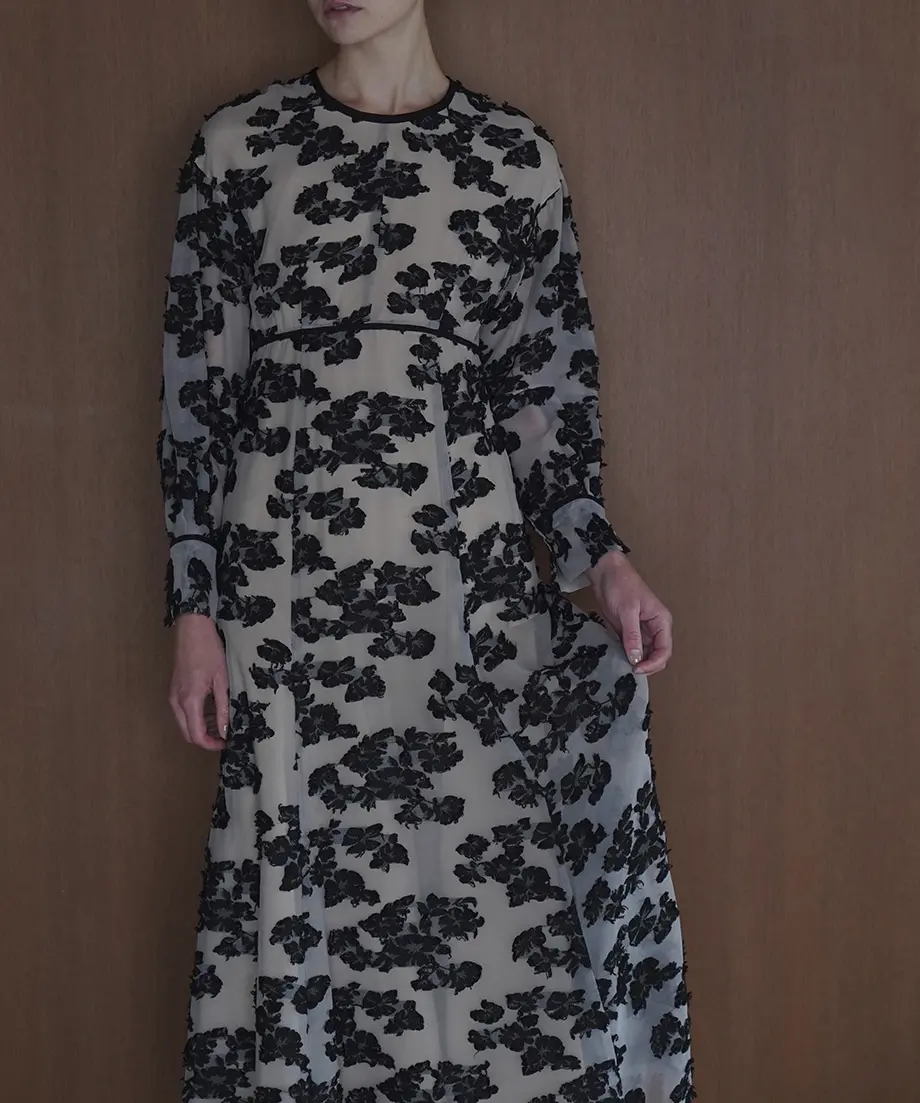 2サイズ】FLOW FLOWER JACQUARD ONE PIECE CLANE（クラネ）のレンタル