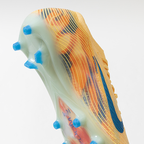 ズーム マーキュリアル ヴェイパー 16 エリート KM AG-PRO／サッカー