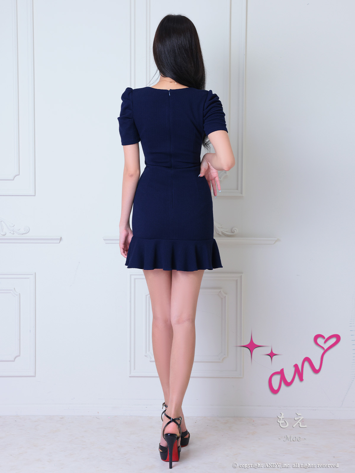 XSサイズあり【an /アン】ワンカラー/ ビジュー/ ウエストカット