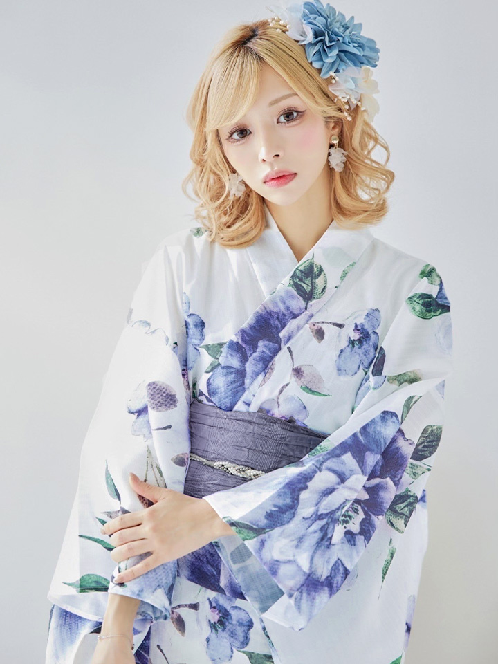 即日発送！】【浴衣】白地に水彩牡丹のクラシック浴衣 【浴衣3点