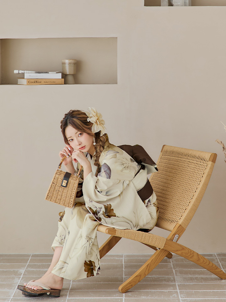 即日発送】ブラウンベージュクラシックフラワー浴衣【浴衣3点セット