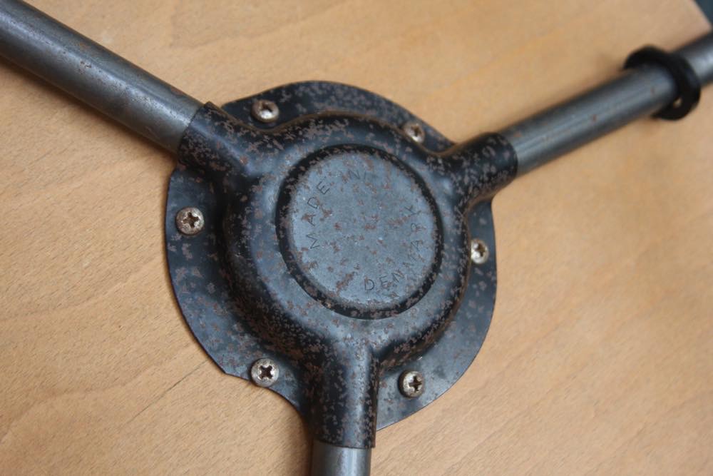 北欧ビンテージ家具／デンマーク製／3本脚スツールチーク×スチール