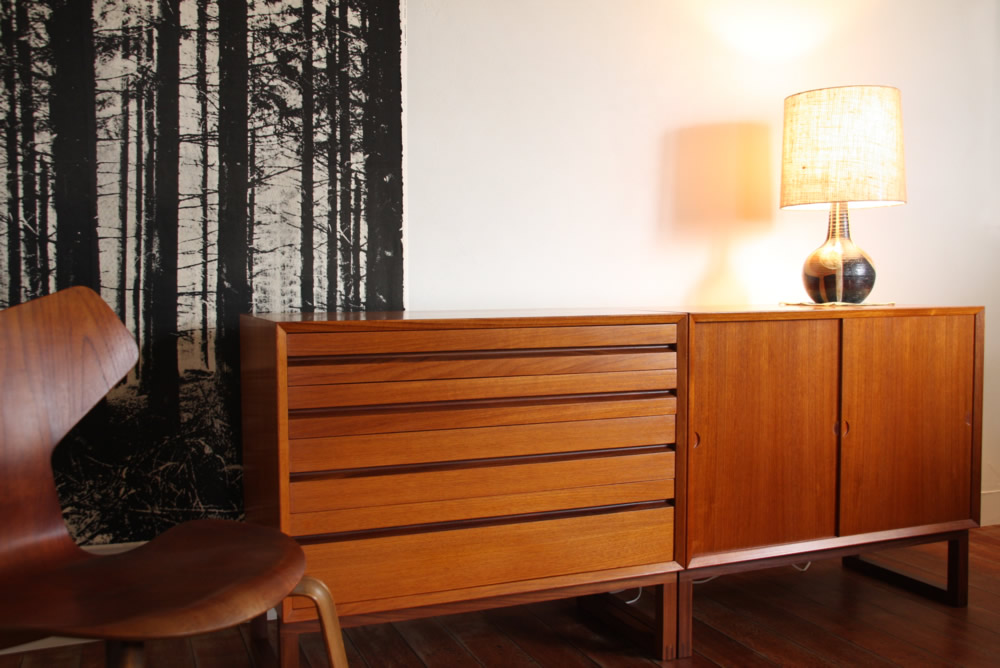 北欧ビンテージ家具/デンマーク チーク キャビネット