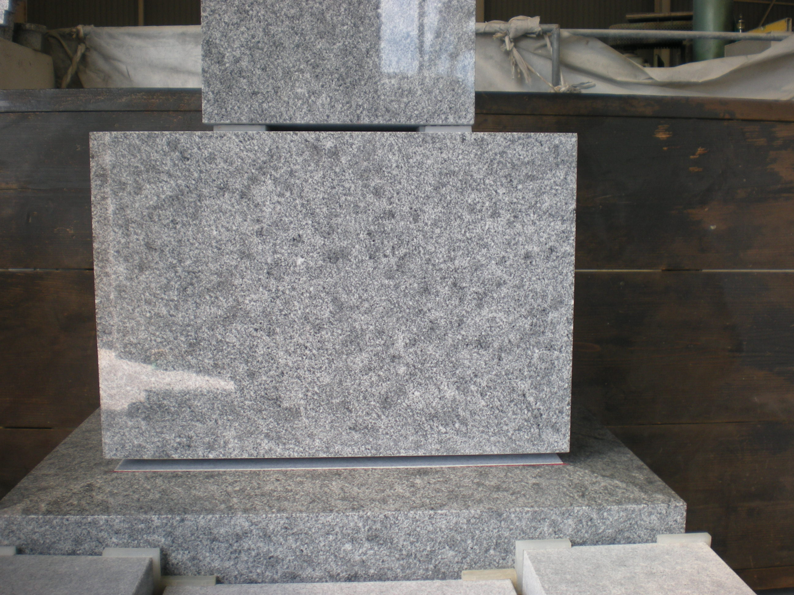 庵治石 あじいし 価格 値段のわかるサンソー