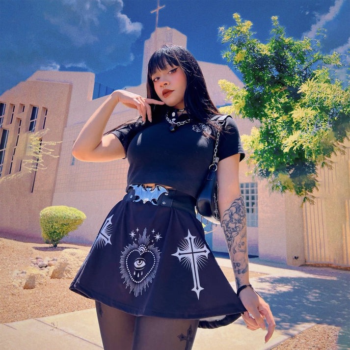 Sacred Heart Eye And Cross / スカート【TOO FAST】 | Spider Rock Web