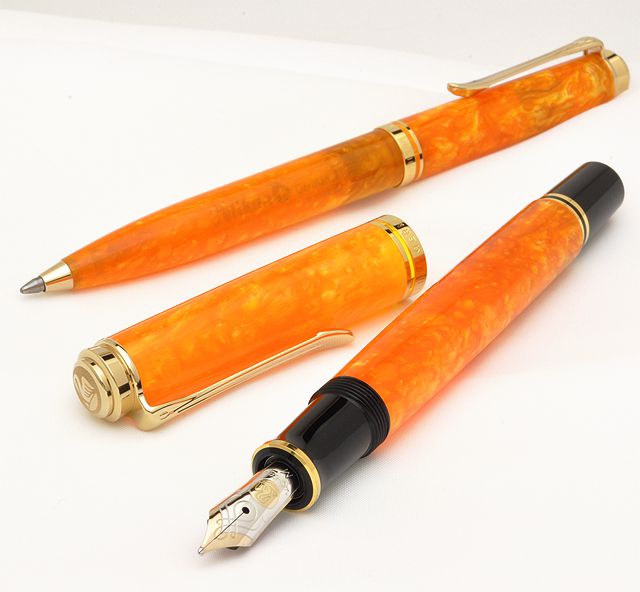 Pelikan ペリカン 万年筆 特別生産品 スーベレーン600 万年筆 ヴァイ