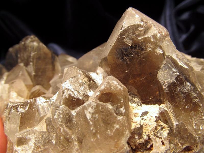 ☆希少！ルチル原石☆迫力のクラスター☆金運・財運アップのお守りに