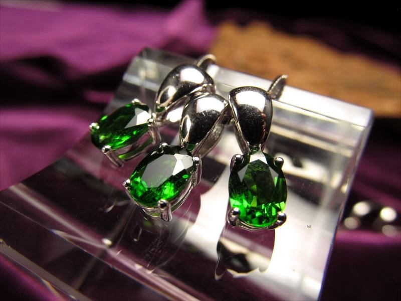 ◇宝石質◇5A◇極上濃厚グリーン◇ロシア産◇クロムダイオプサイト