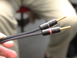 オーディオクエスト、最高設計要素を集約したミドルレンジスピーカー