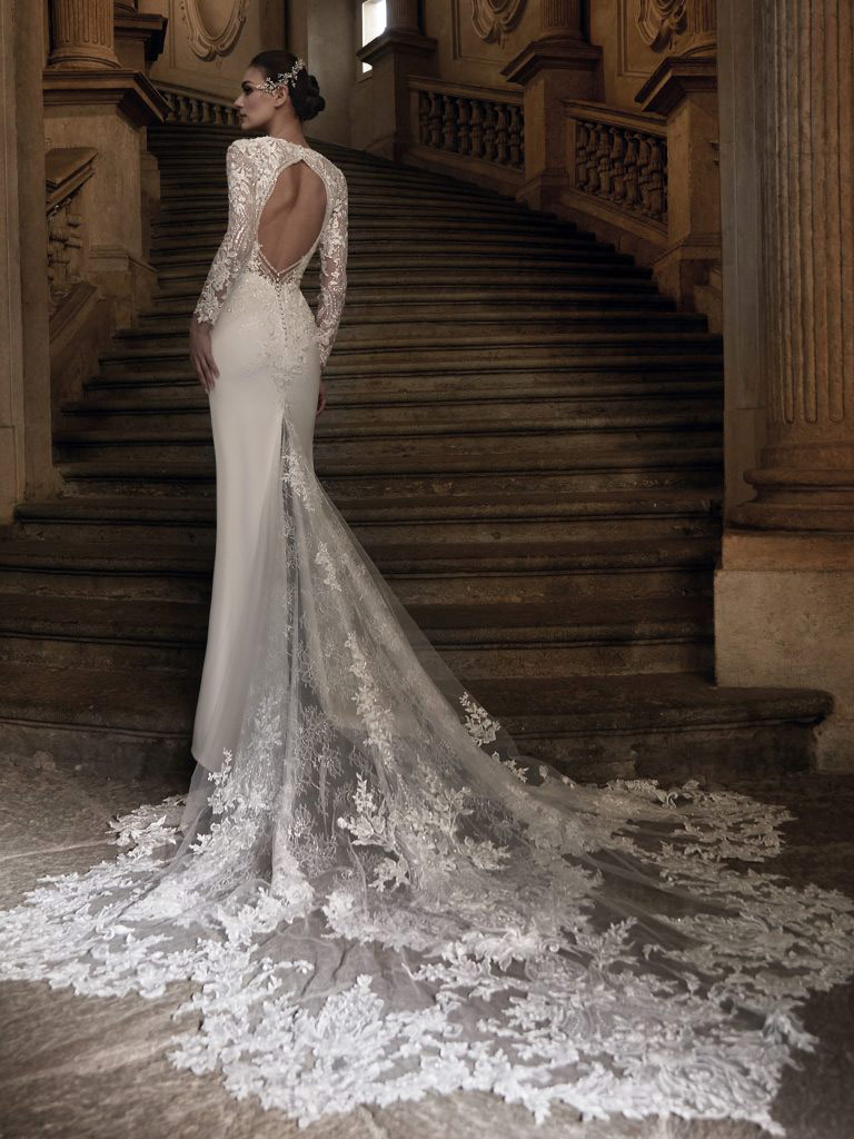 インポートドレスとは？海外ブランドの特徴やおすすめデザインをご紹介