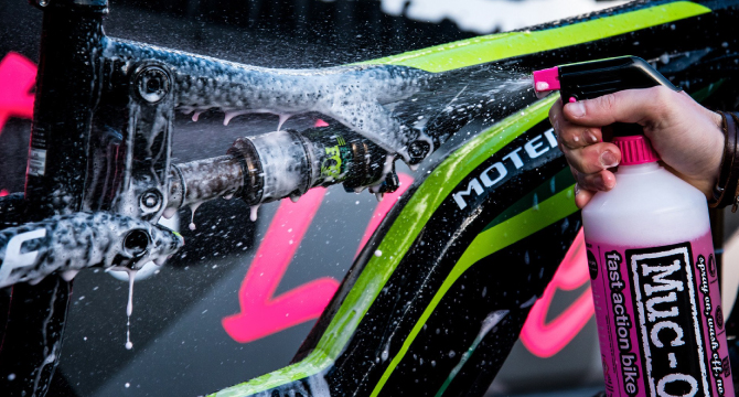 MUC-OFF（マックオフ）【洗車におすすめ】NANO TECH BIKE CLEANER