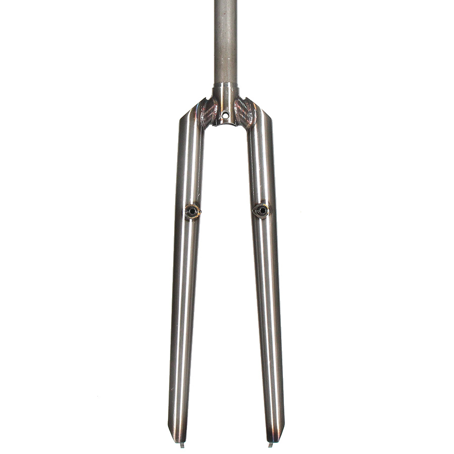 フォーク長 も長く タイヤクリアランスも大きい グラベル オフロード