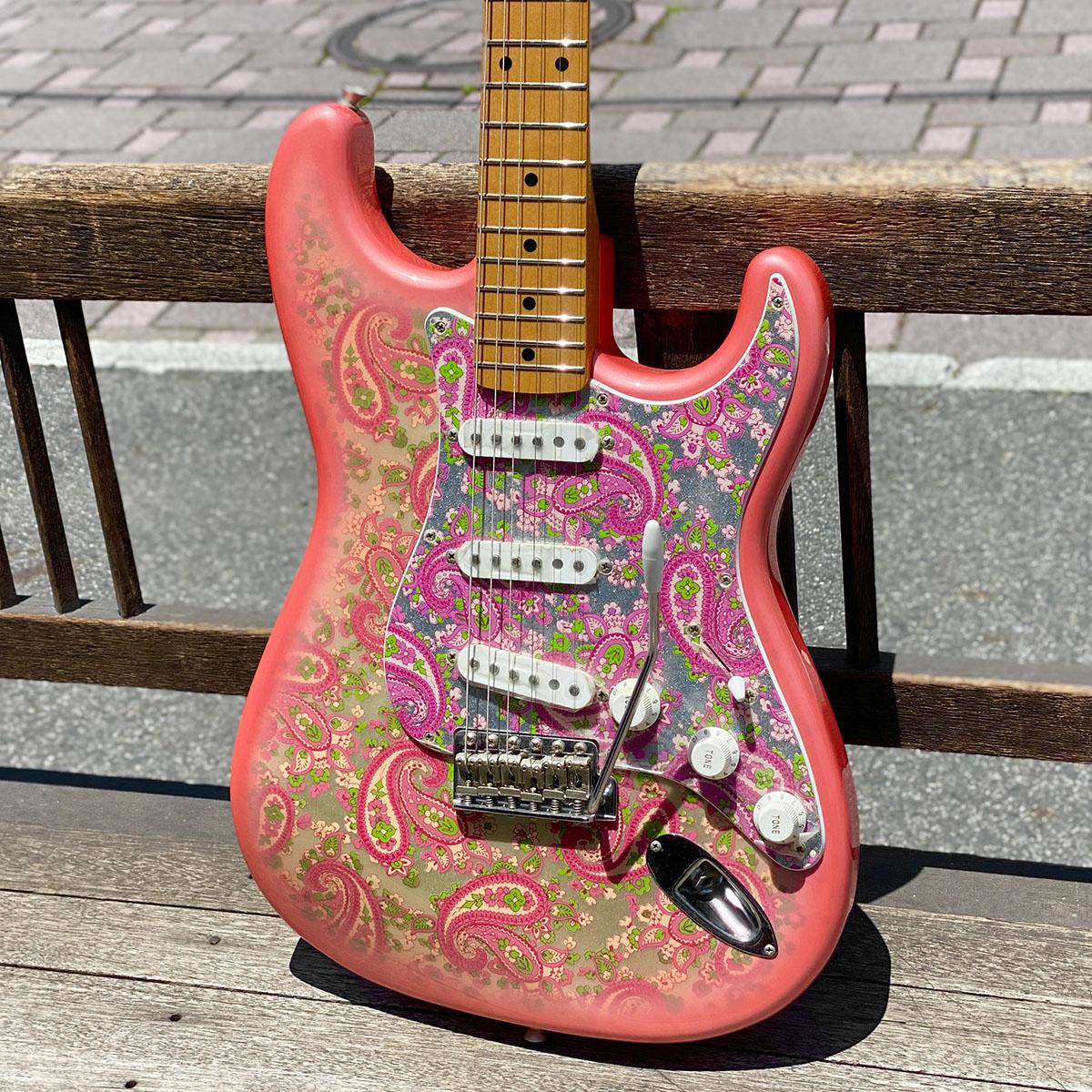 Fender Japan ST57-88 PRD Pink Paisley (Paisley Red) <フェンダー
