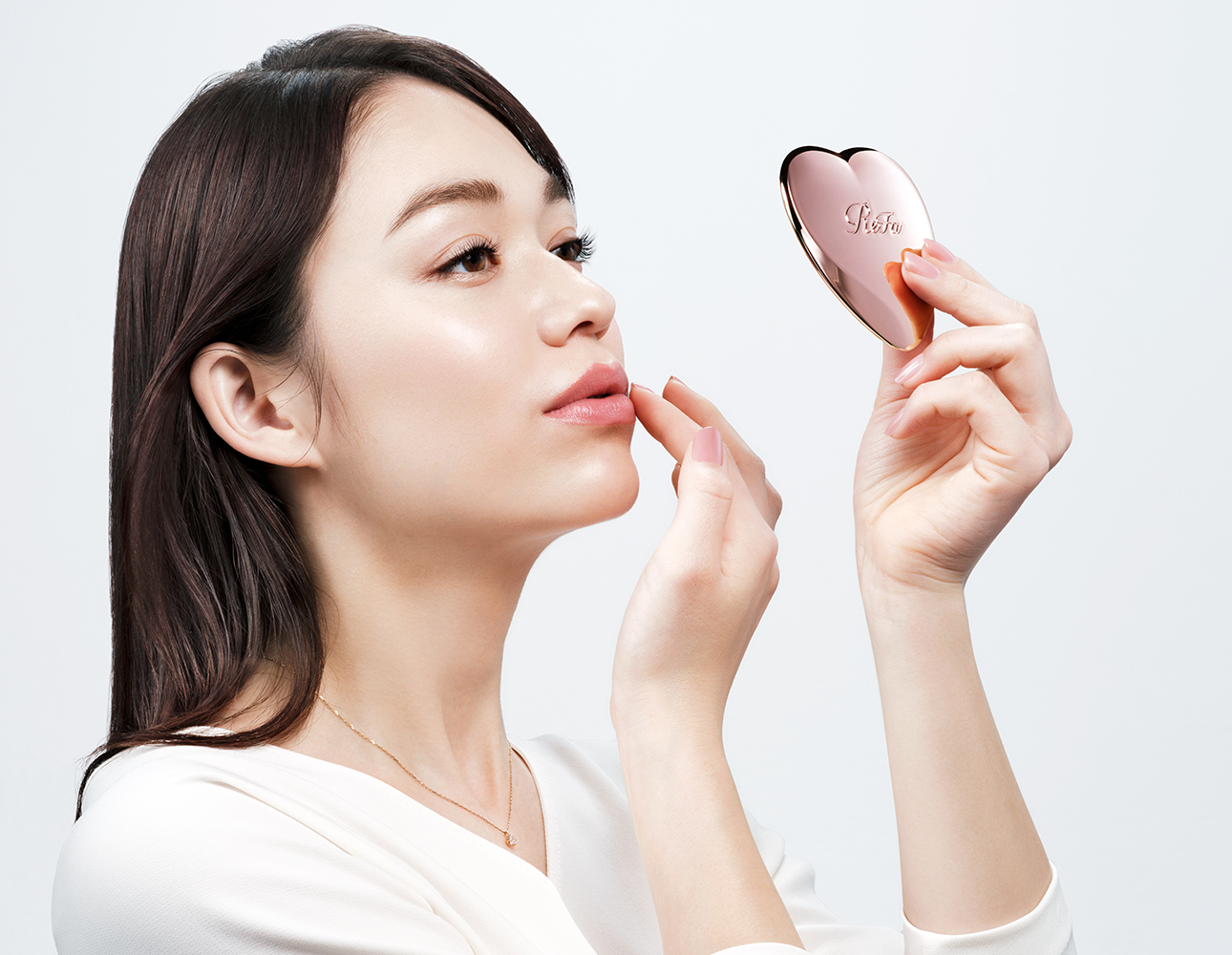 リファハートミラー - ReFa HEART MIRROR | 商品情報 | ReFa（リファ