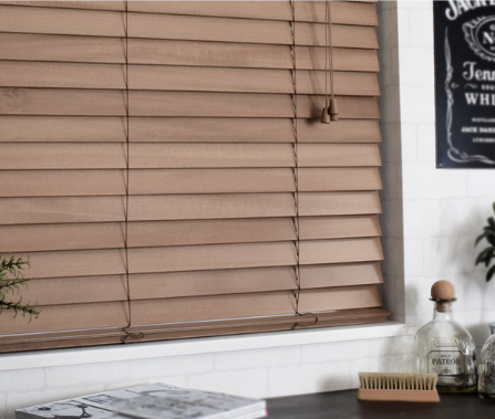 部屋をおしゃれにするなら『ウッドブラインド』がおすすめ！NOKKIで