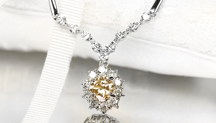 シャンパンブラウンダイヤモンド 0.7ct ダイヤモンド 1.0ct ホワイト