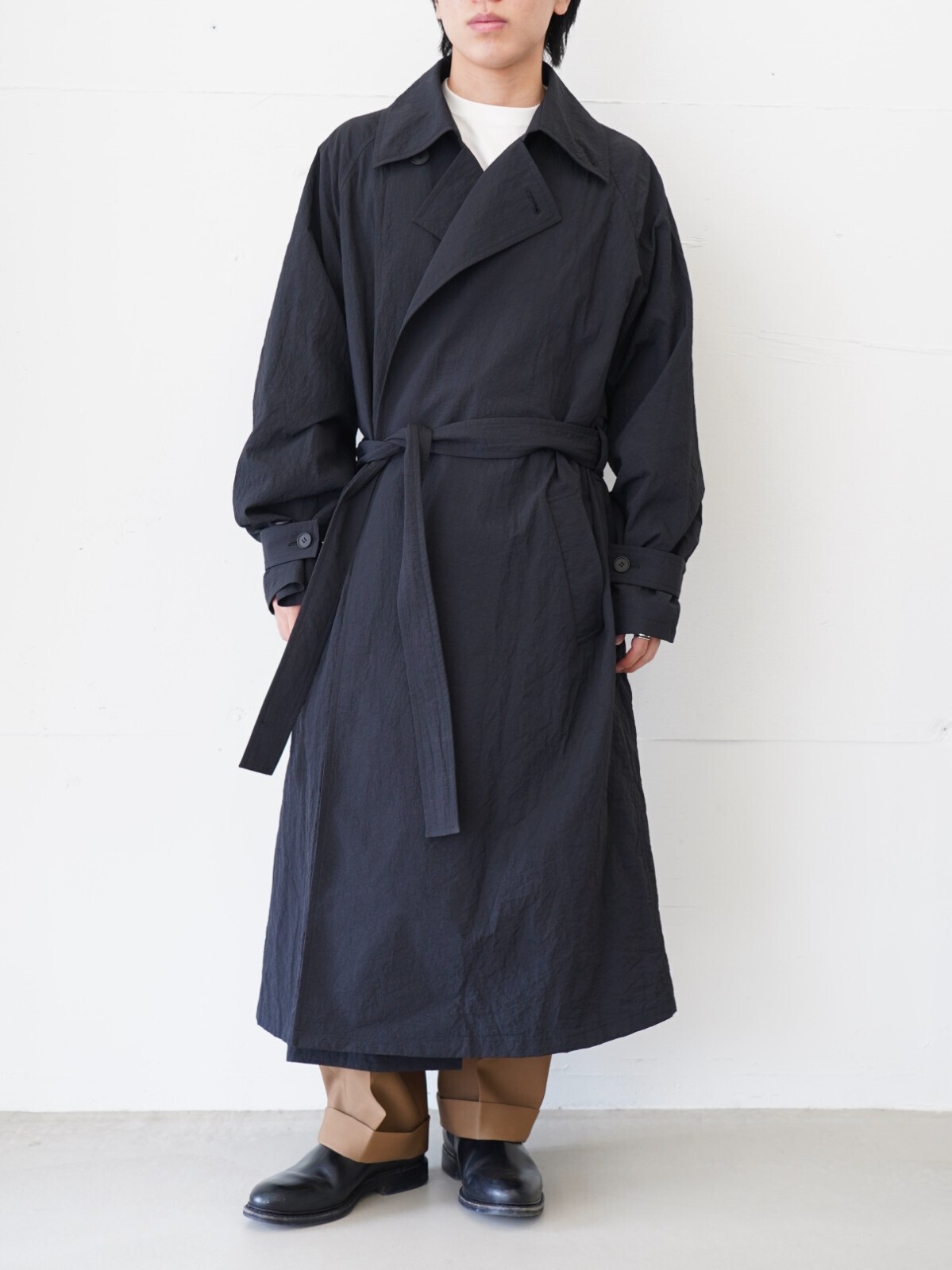 クリスピーナイロンロングトレンチコート - ブラン ワイエム