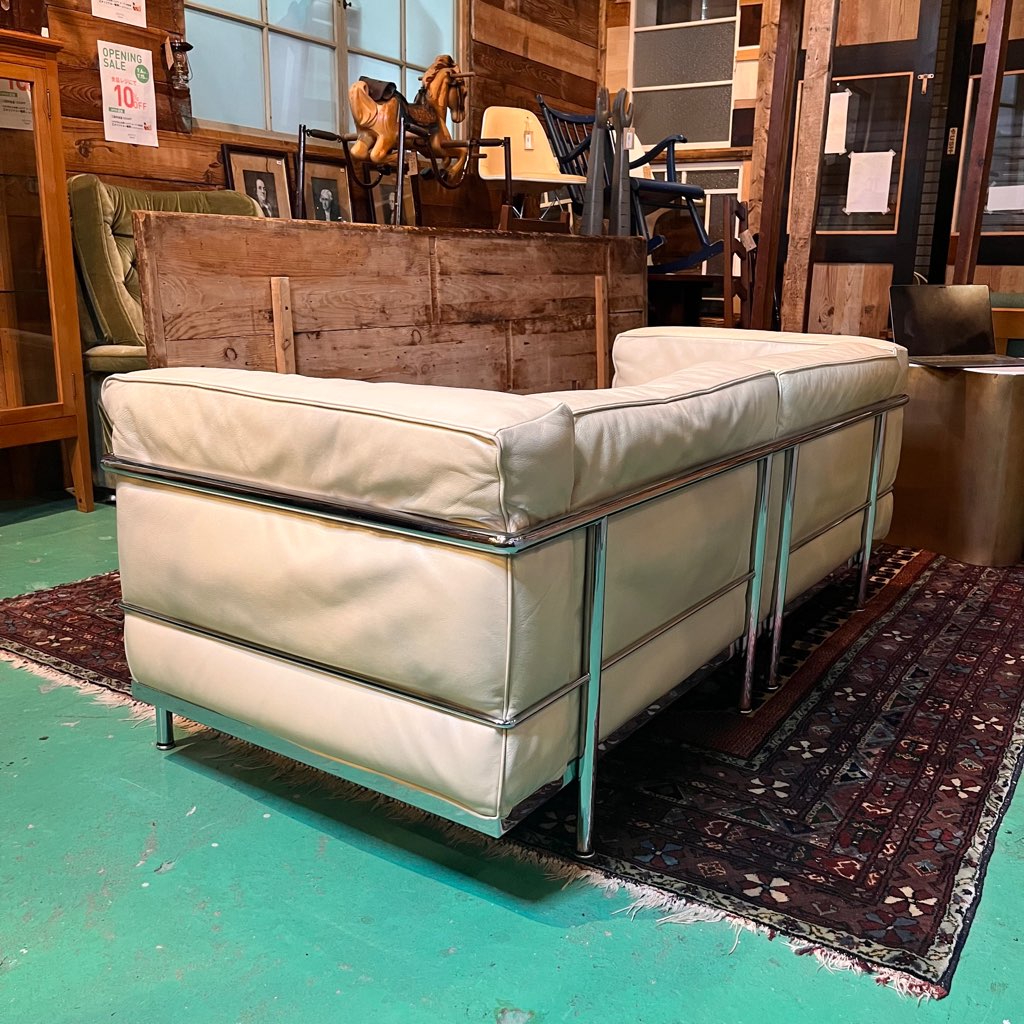 カッシーナ / Cassina ルコルビュジエ / Le Corbusier LC3 2人掛け