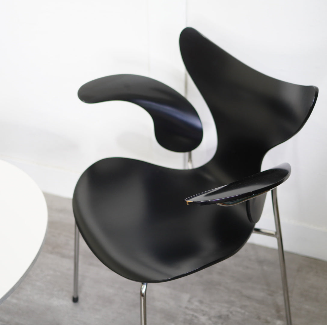 フリッツ・ハンセン / FRITZ HANSEN リリーチェア / LILY chair アーム