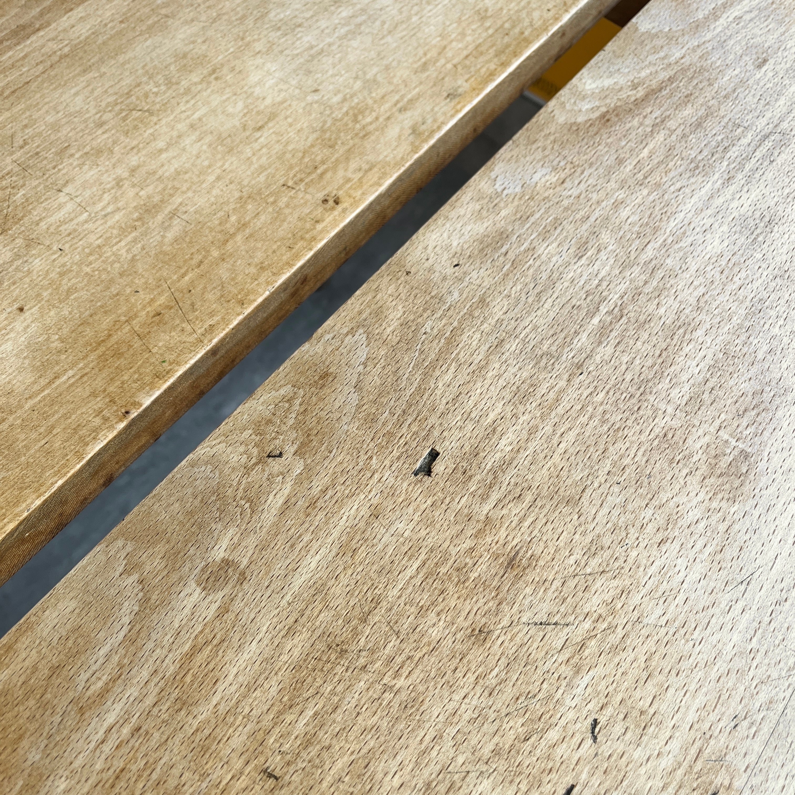 Vergnères Grain de Cafe ダイニングテーブル ピエール・ゴーティエ