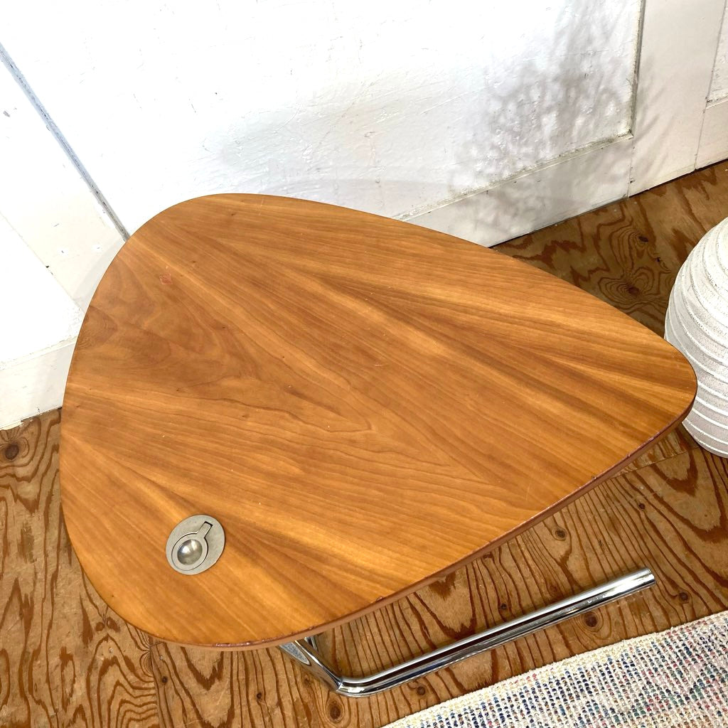 TECTA / テクタ K22 サイドテーブル オーク 中古 三角形 ソファ