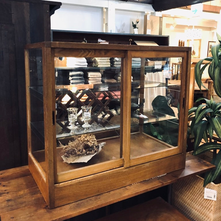 古い木味フレームのガラスショーケース パンケース 陳列棚