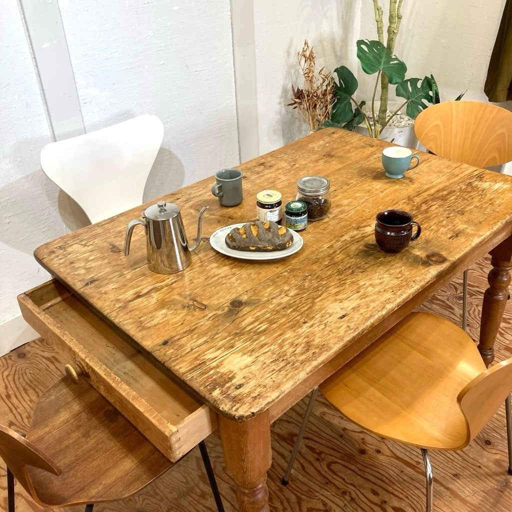 英国アンティーク オールドパイン ダイニングテーブル 作業台 小さめ